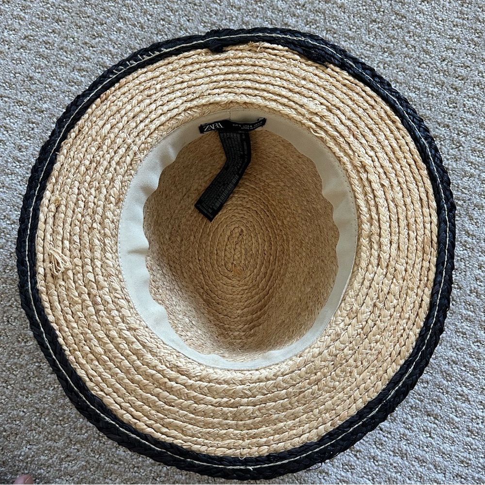 Zara Woven Straw Tan Black Trim - Picture 7 of 10